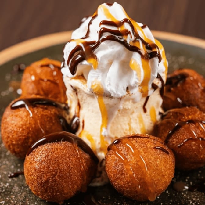 Gulab Churro Delight.